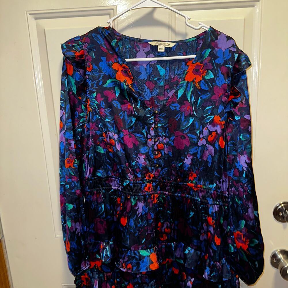 The pioneer woman floral ruffle tiered dress size l - Picture 3 of 5